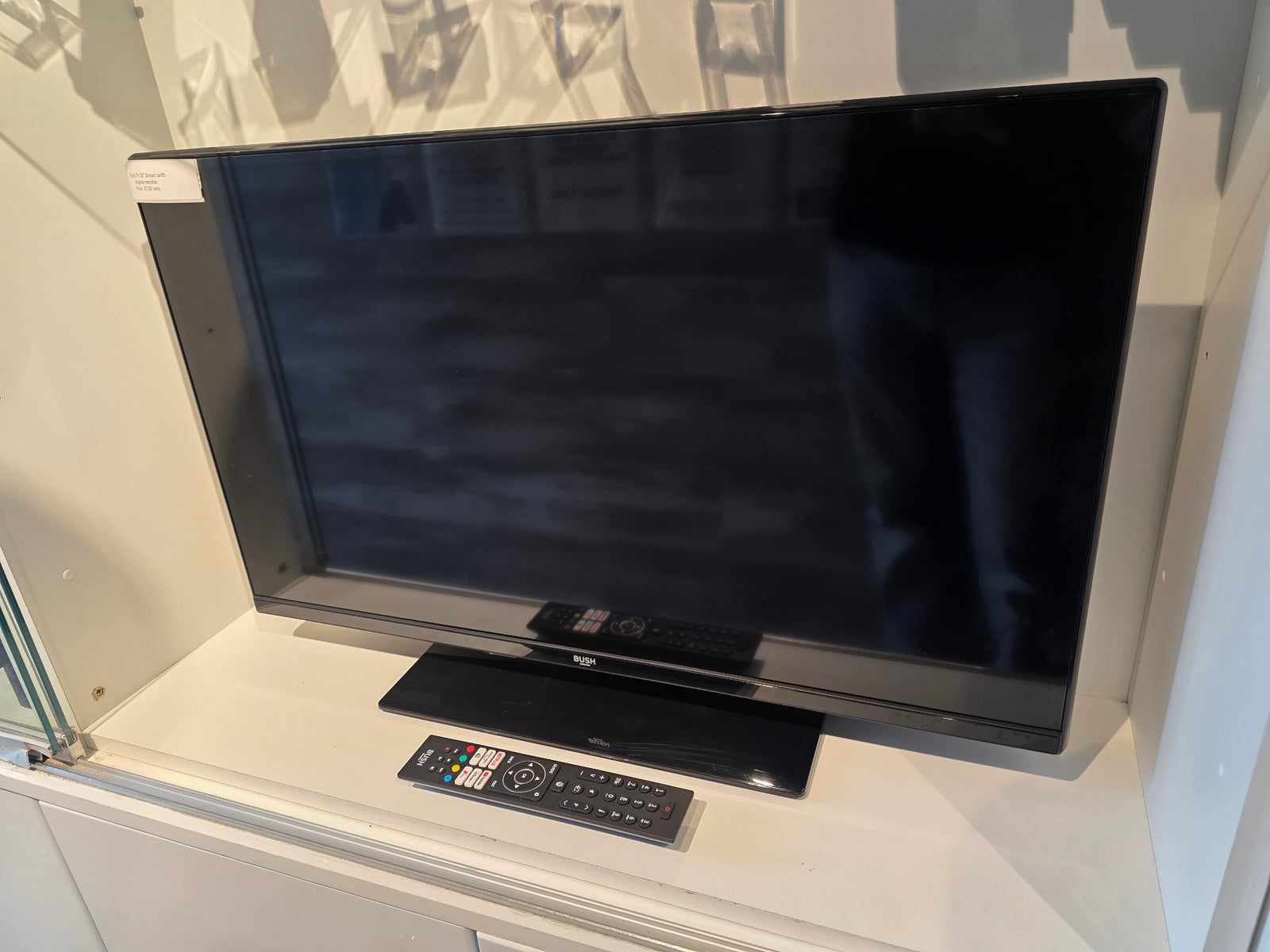 Bush TV Smart - Model 32ht24ca