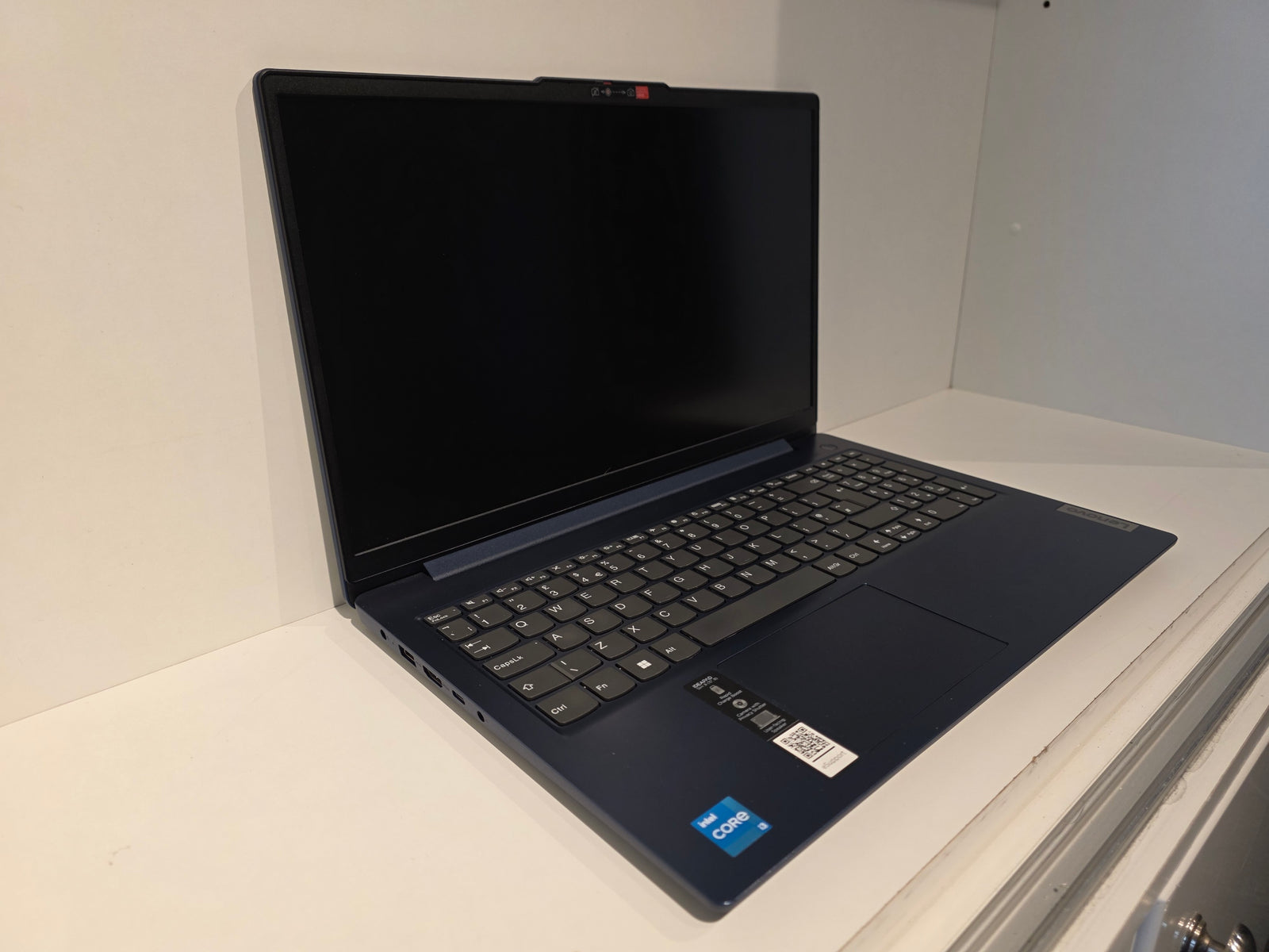 Lenovo IdeaPad Slim 3