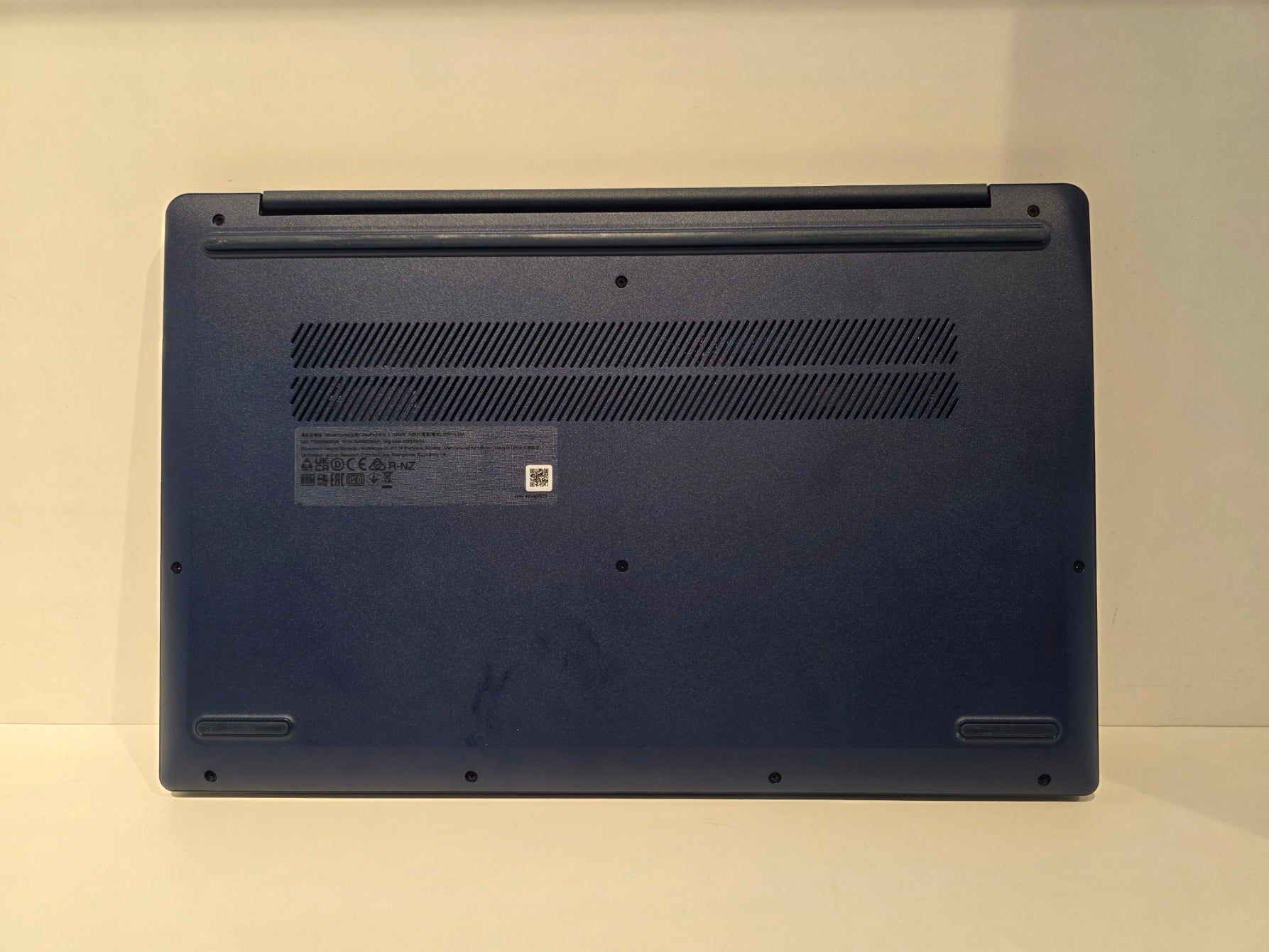 Lenovo IdeaPad Slim 3