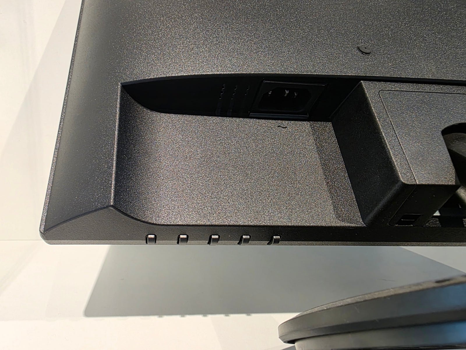 Asus Computer Monitor - VT168 Touchscreen LED Monitor - ALL-TEK Magherafelt